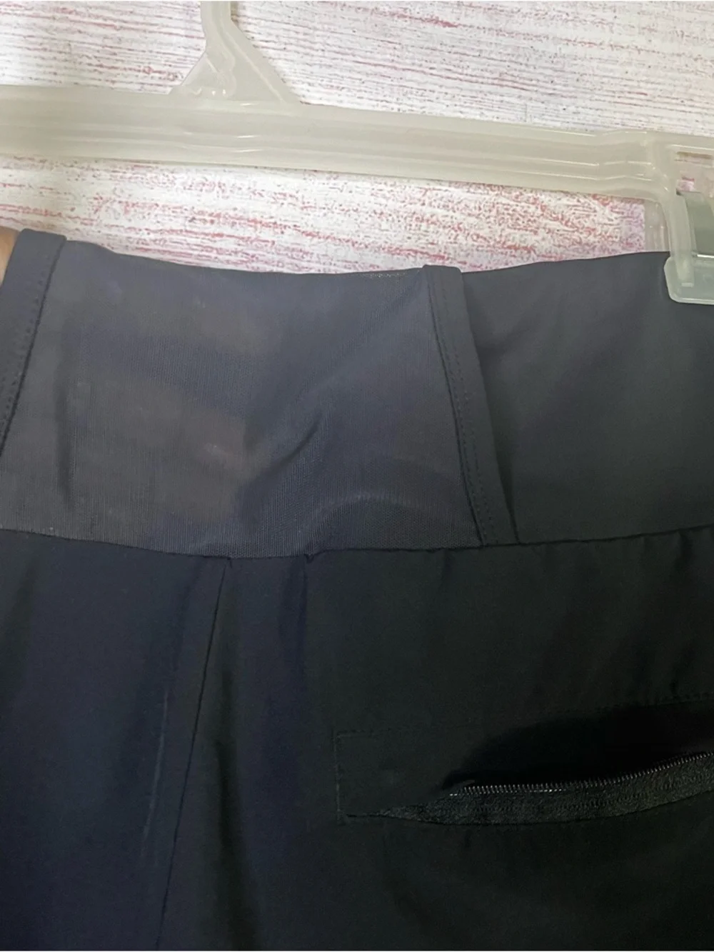 Athleta Ascender Black White Side Stripe Athletic Shorts Size 8‎